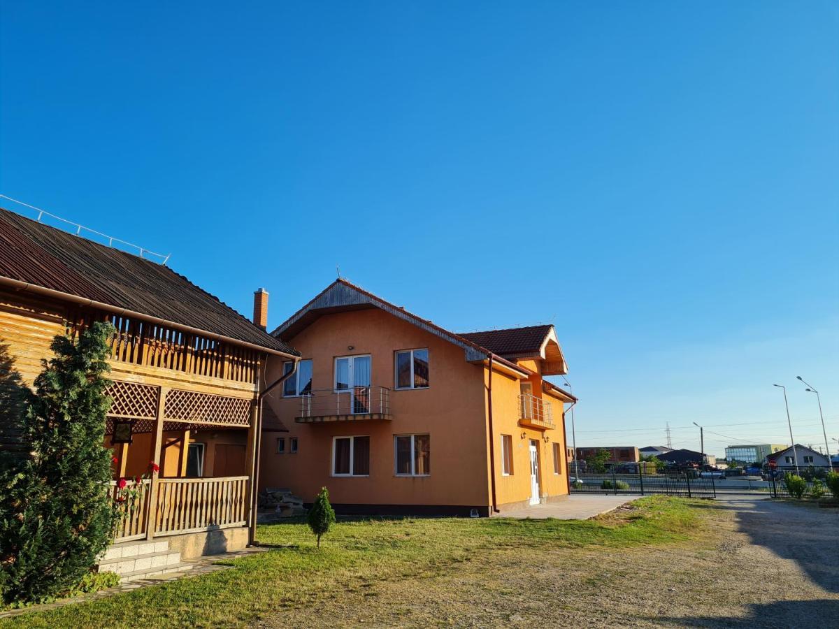 Hotel Pensiunea Sanziana Oradea Exteriér fotografie