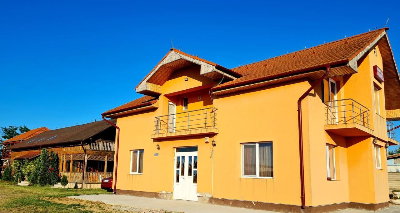 Hotel Pensiunea Sanziana Oradea Exteriér fotografie
